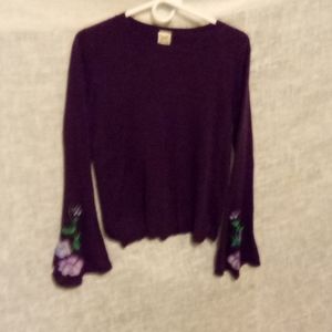 Woman sweater